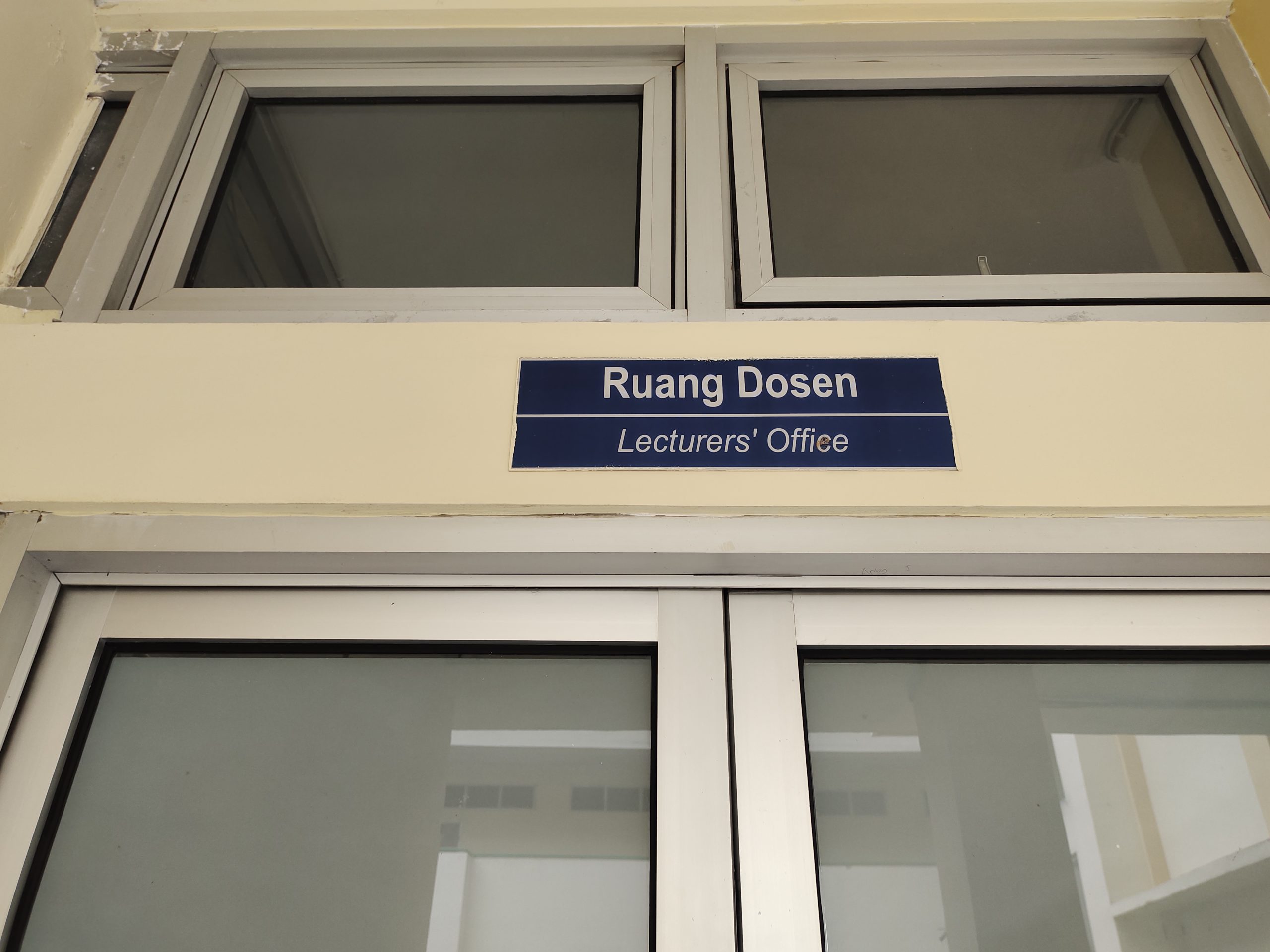 Sign Ruang Dosen