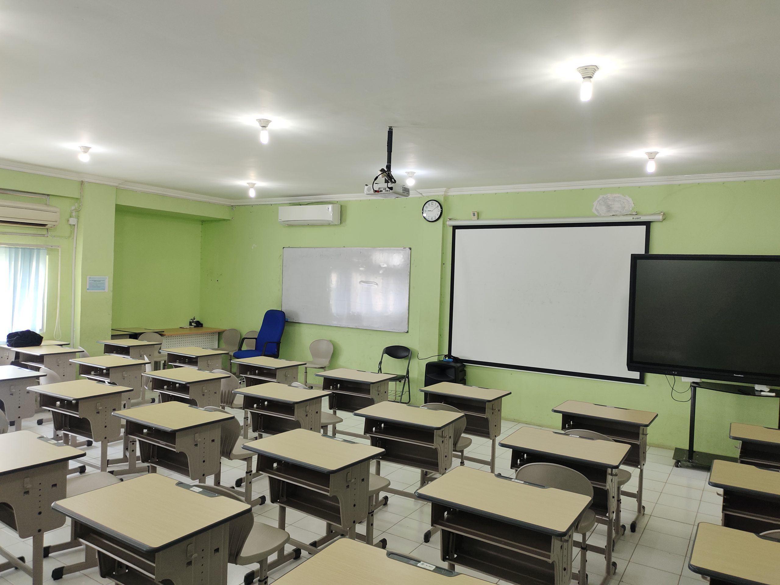 Ruang E.301